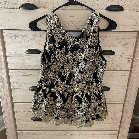 Francesca’s Black and Gold Embroidered Top - Picture 4 of 6